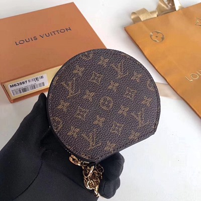 루이비통 모노그램 캔버스 마이크로 BOITE CHAPEAU M63596