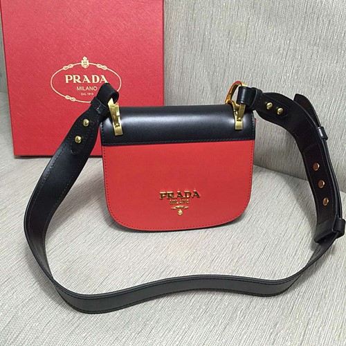 프라다 파이오니어 백 PIONNIÈRE BAG  1BD039