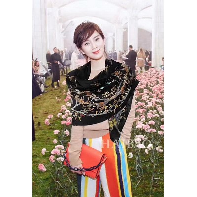 알렉산더 맥퀸 스카프