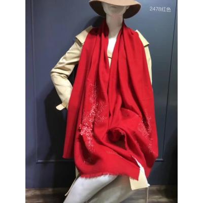 발렌티노 스카프