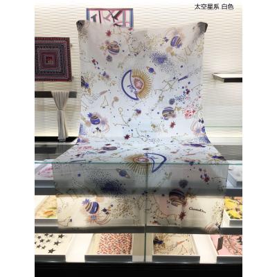 발렌티노 스카프