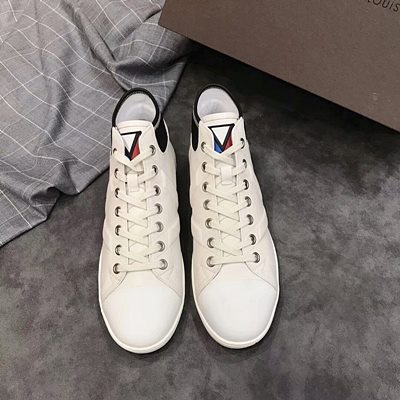 루이비통 남성하이탑슈즈
