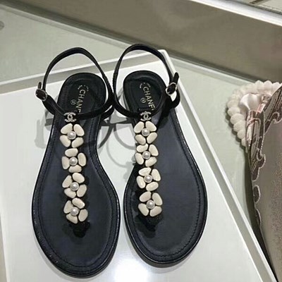 샤넬 여성 샌들  블랙/화이트