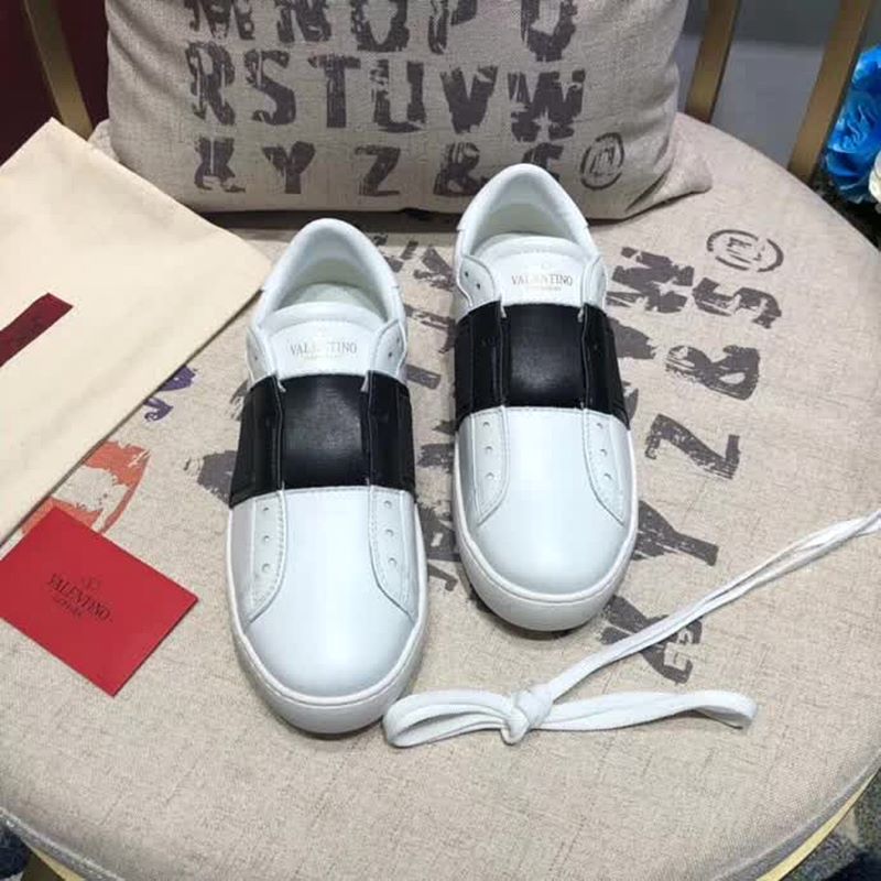 발렌티노 스니커즈