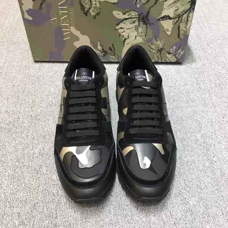 발렌티노 스니커즈