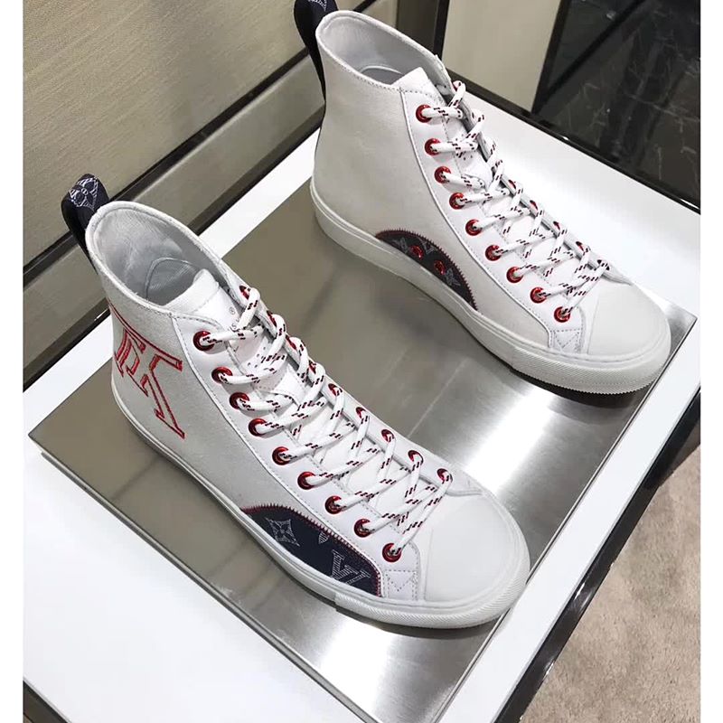 루이비통 스니커즈