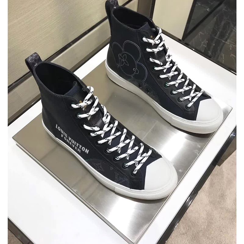 루이비통 스니커즈
