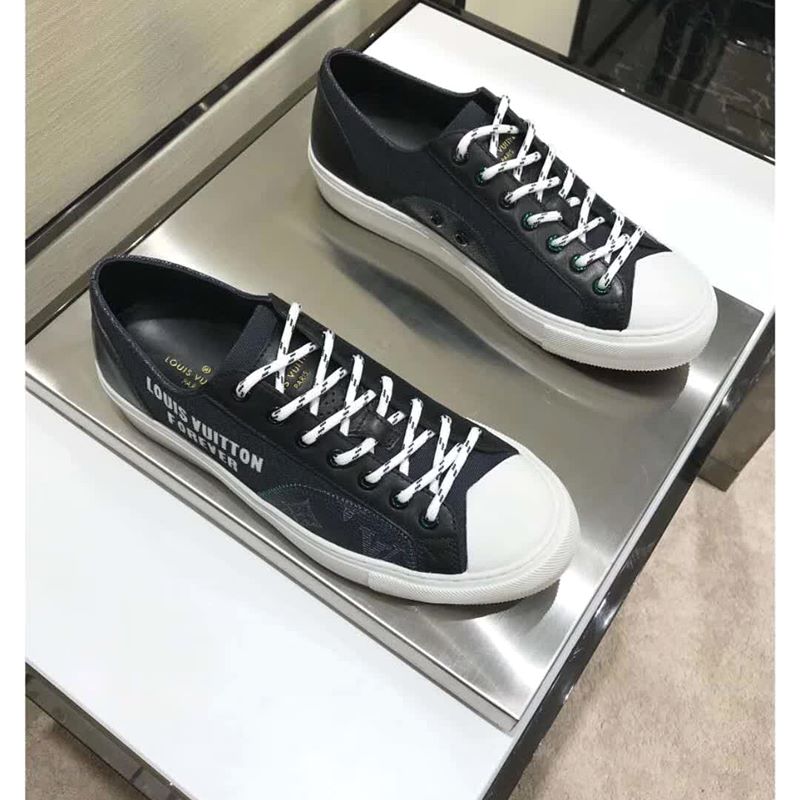루이비통 스니커즈