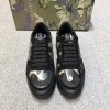 발렌티노 스니커즈