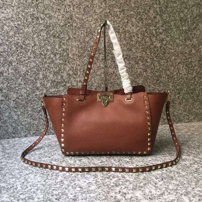 발렌티노 락스터드 미디엄 토드 0972 brown