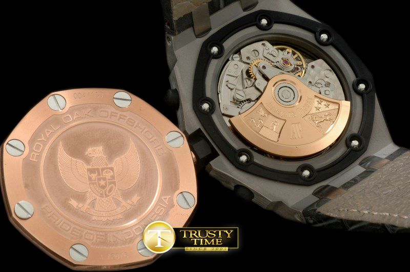 오데마피게 Royal Oak Chrono SS/LE Pride of Indonesia -AP0303