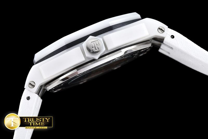 오데마피게 Royal Oak Diver CER/RU White/Blue JHF A2813 Mod3120 -AP0378F