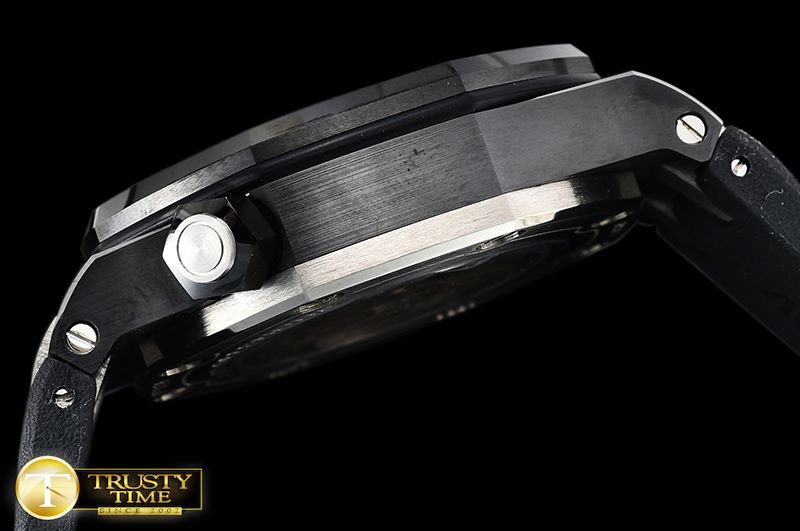 오데마피게 Royal Oak Diver 15707 CER/RU Black XF V2 Asia 23J Mod -AP0523A