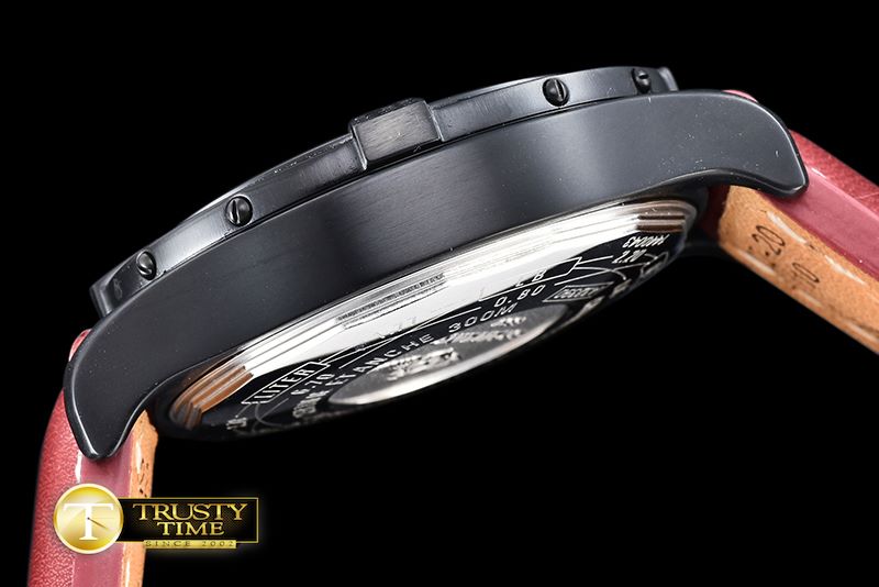 브라이틀링 Avenger GMT 43mm PVD/LE Black Sticks Asia 2836 -BSW0320C