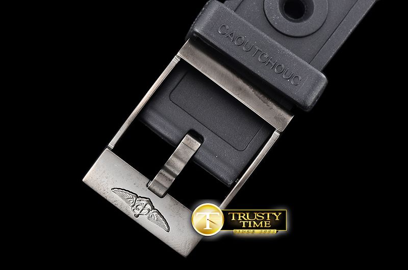 브라이틀링 Avenger BlackBird 44mm DLC/TI/RU Blk CF ANF A2824 -BSW0383B
