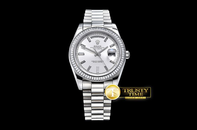 롤렉스 DayDate 41mm SS/SS Pre Silver Wht Stk Diam Asia 3255 -R2DD0194F