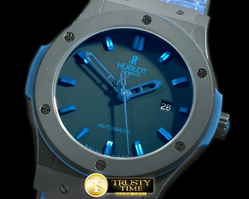 위블로 Classic Fusion CER/RU Blk/Blue A2824 -HUB0217C