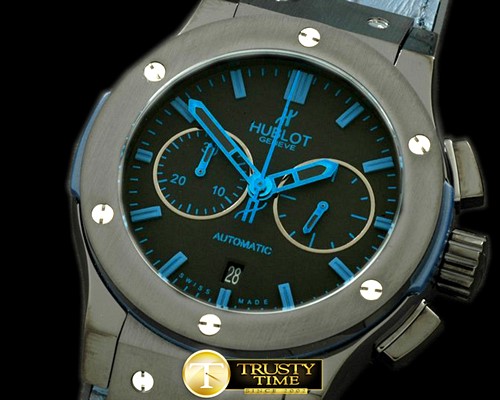 위블로 Classic Fusion Chrono V2 PVD/LE All Blk/Blue A7750 -HUB0245C