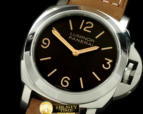 파네라이 Pam 390N Base LE Blk -PN390LE1