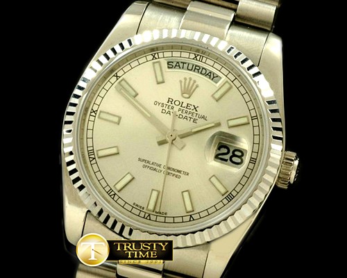롤렉스 DayDate Fluted Silver SS/SS Swiss Eta 2836/3186 -RDD0177B