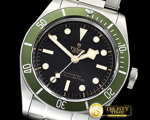 튜더 Heritage Black Bay Shield Green SS/SS Black ZF A2824 -TUD058