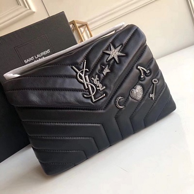 세인트 로랑 25cm LOULOU TABLET HOLDER 470831
